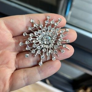 Vintage Rhinestone Cluster Brooch